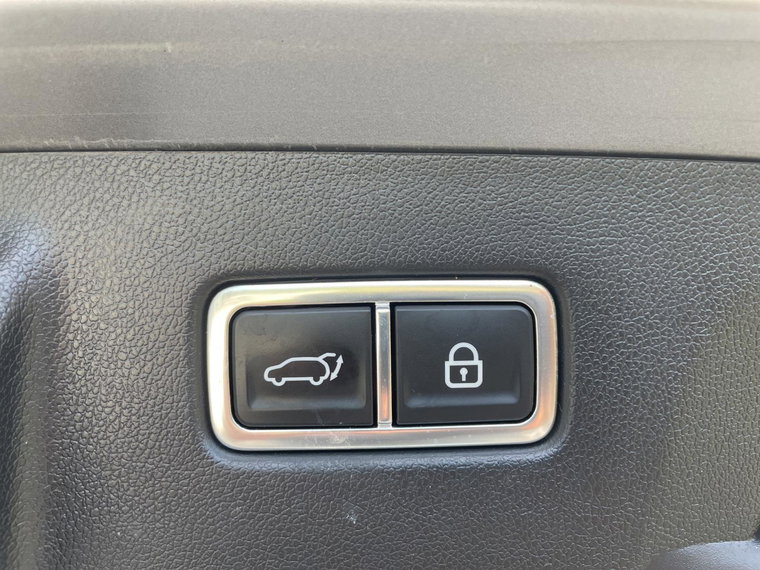 Vehicle Image 27