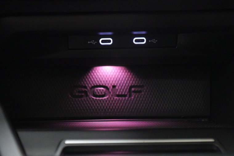 Vehicle Image 42
