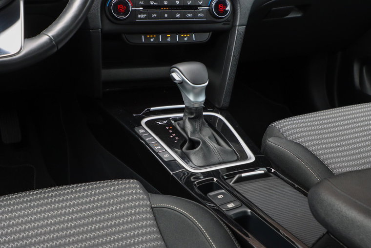 Vehicle Image 32