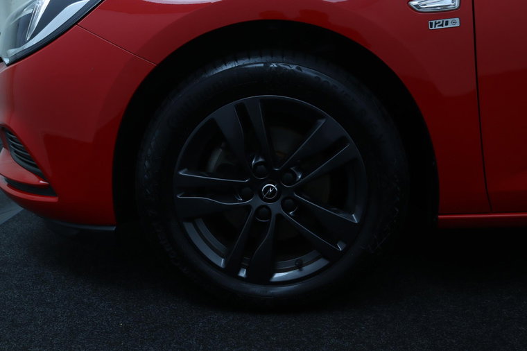 Vehicle Image 36