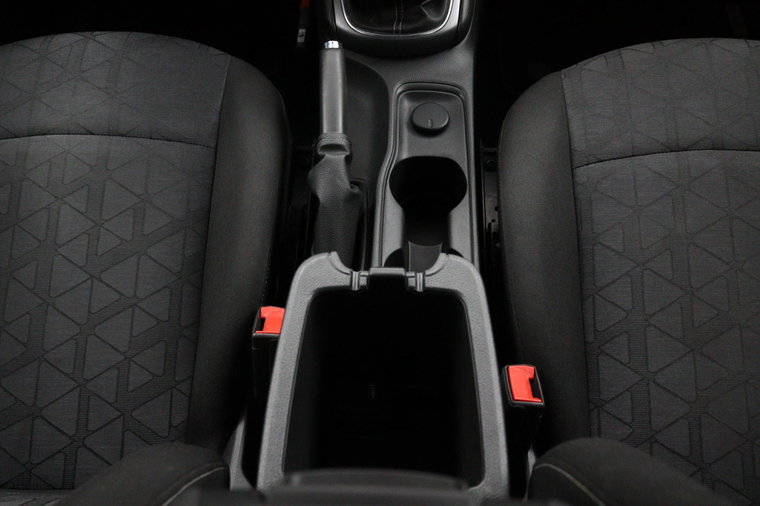 Vehicle Image 38
