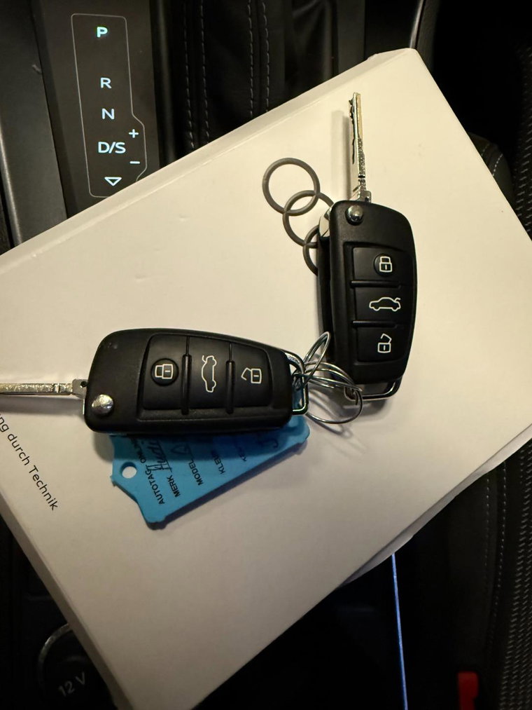 Vehicle Image 45