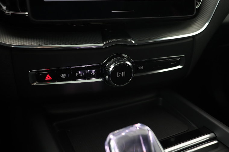 Vehicle Image 39
