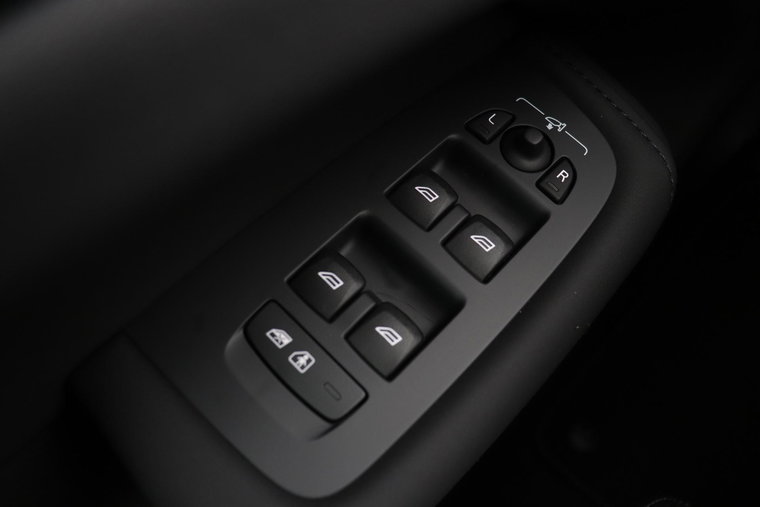 Vehicle Image 50
