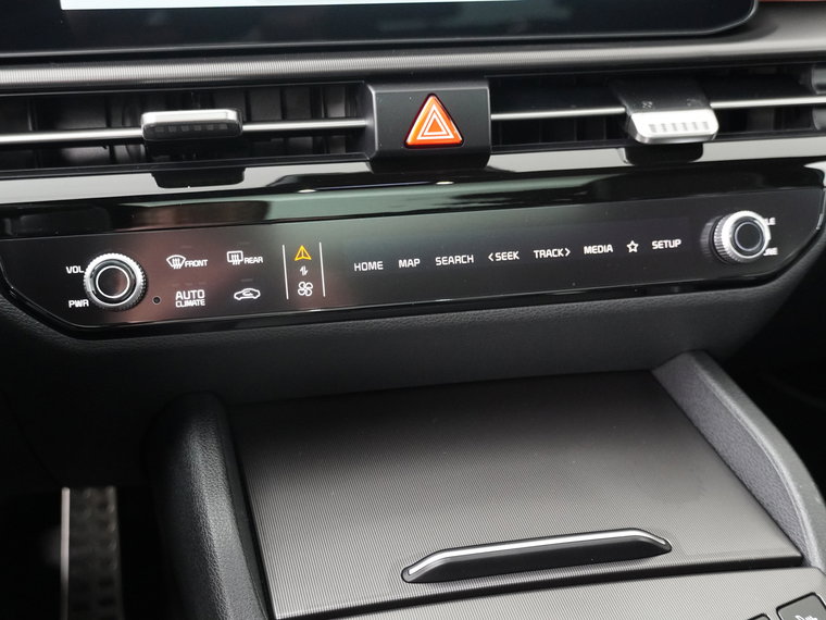 Vehicle Image 29