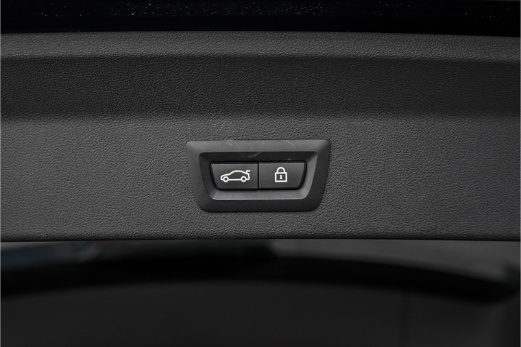 Vehicle Image 48