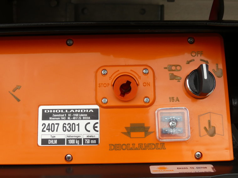 Vehicle Image 17