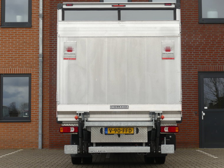 Vehicle Image 37