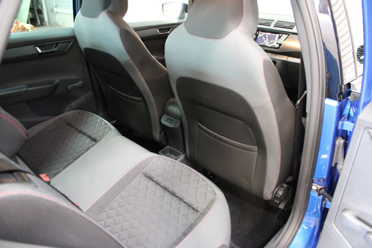 Vehicle Image 31