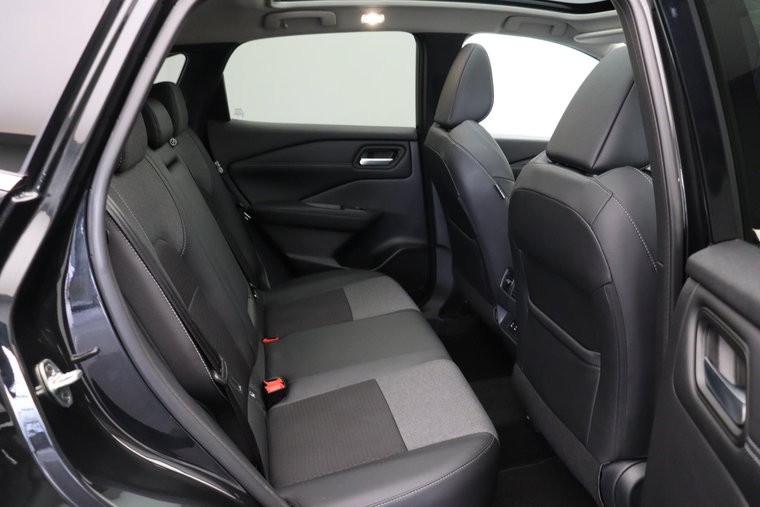 Vehicle Image 39