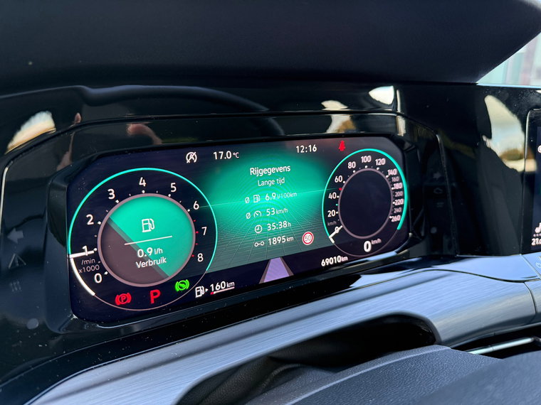 Vehicle Image 35
