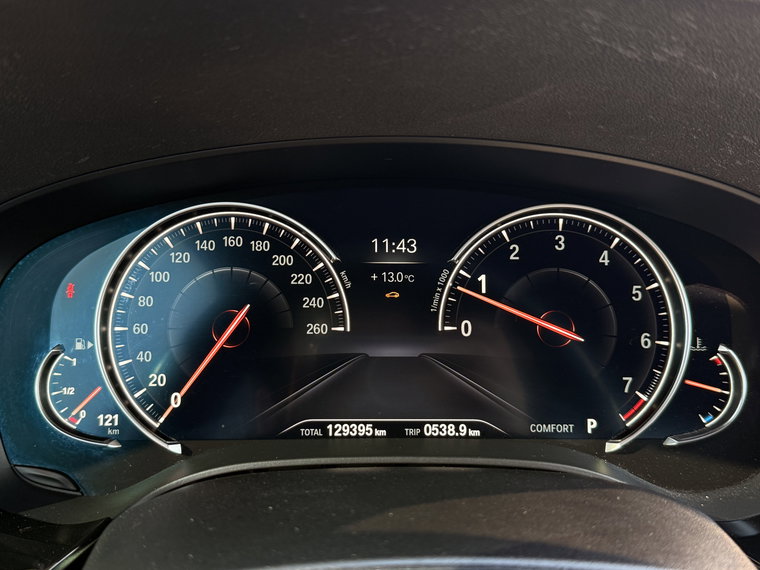 Vehicle Image 23
