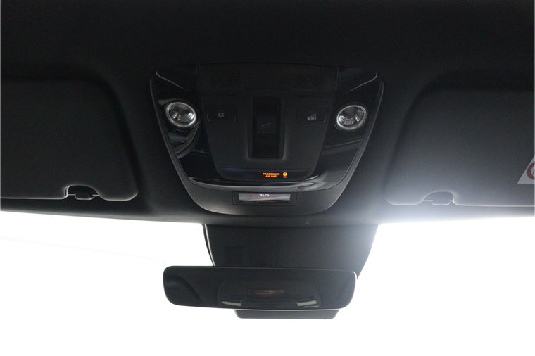 Vehicle Image 37