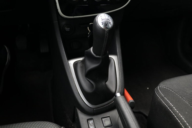 Vehicle Image 24