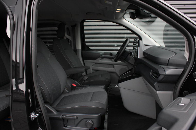 Vehicle Image 39