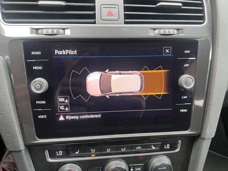 Vehicle Image 30