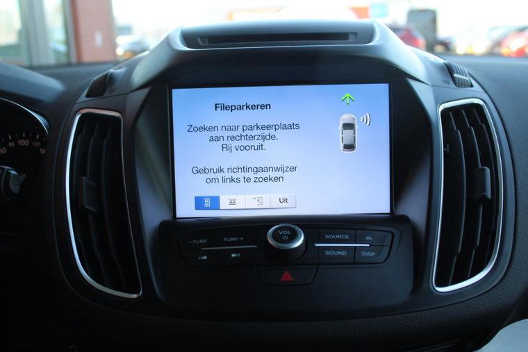 Vehicle Image 19