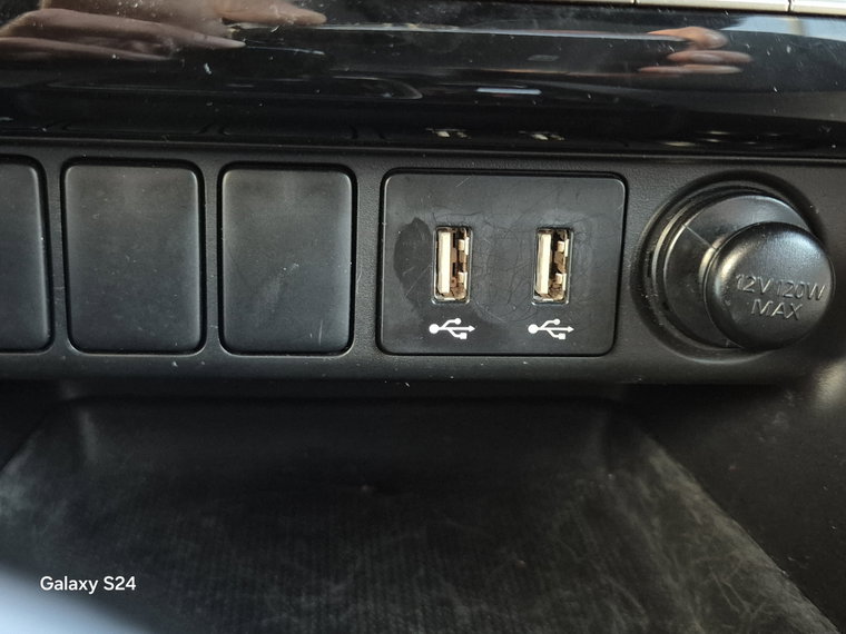 Vehicle Image 36
