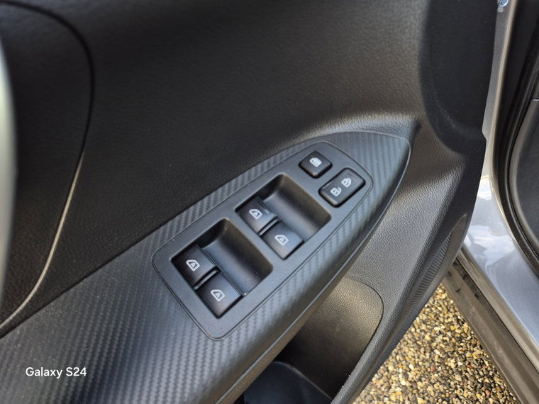 Vehicle Image 39