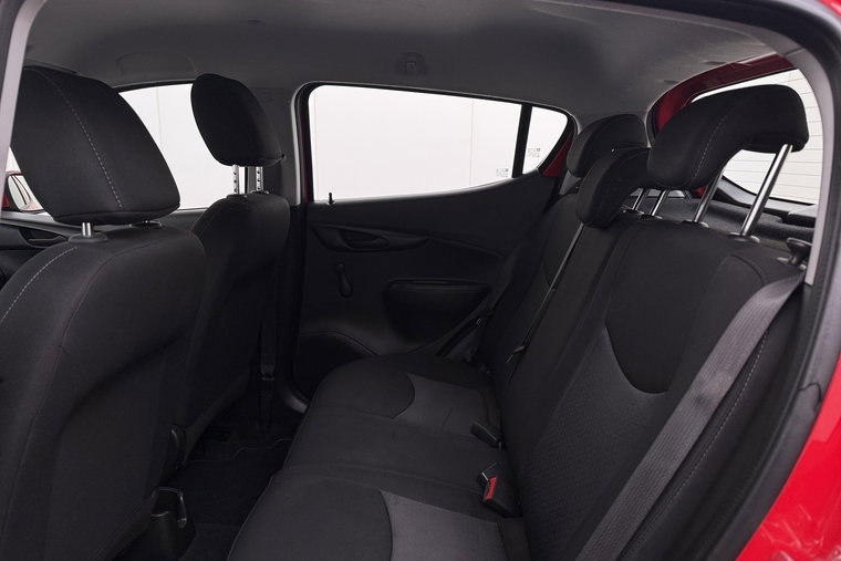 Vehicle Image 12