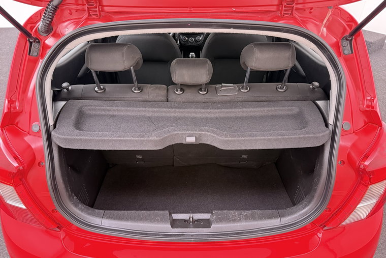 Vehicle Image 13