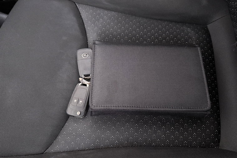 Vehicle Image 24