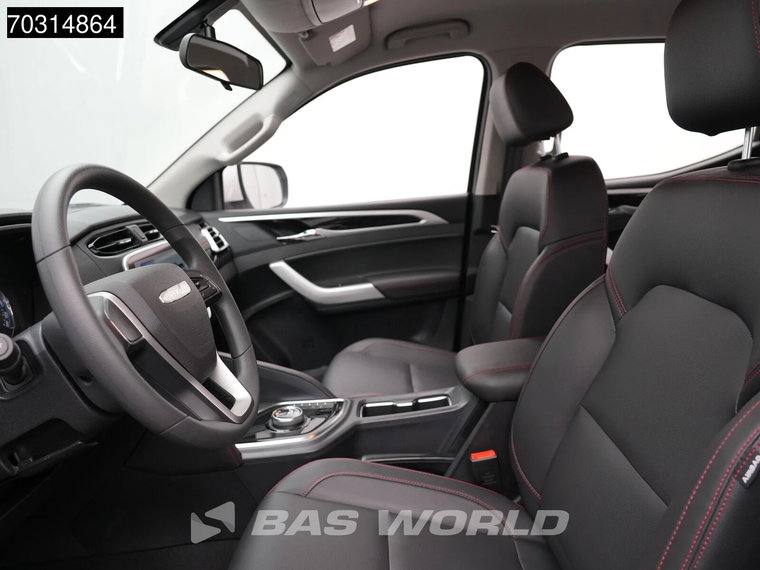 Vehicle Image 13