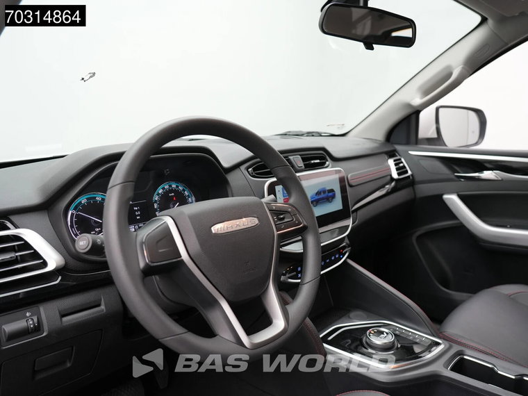 Vehicle Image 14