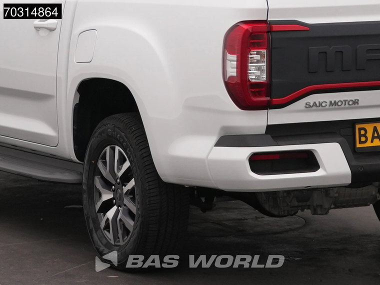 Vehicle Image 30
