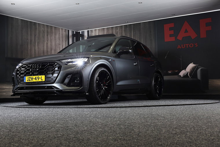 Vehicle Image 4