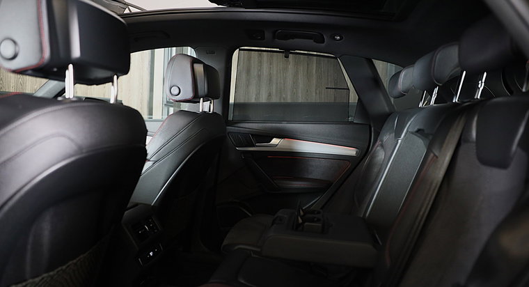 Vehicle Image 36