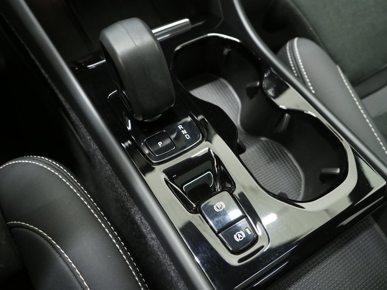 Vehicle Image 38