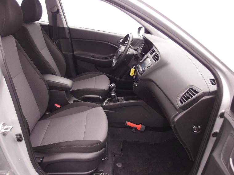Vehicle Image 35