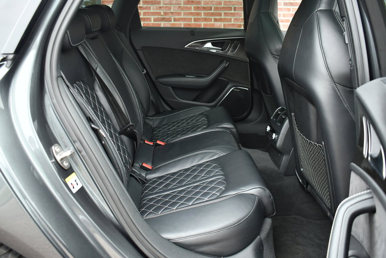 Vehicle Image 24