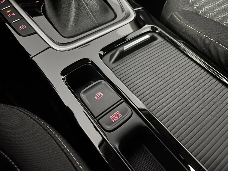 Vehicle Image 33