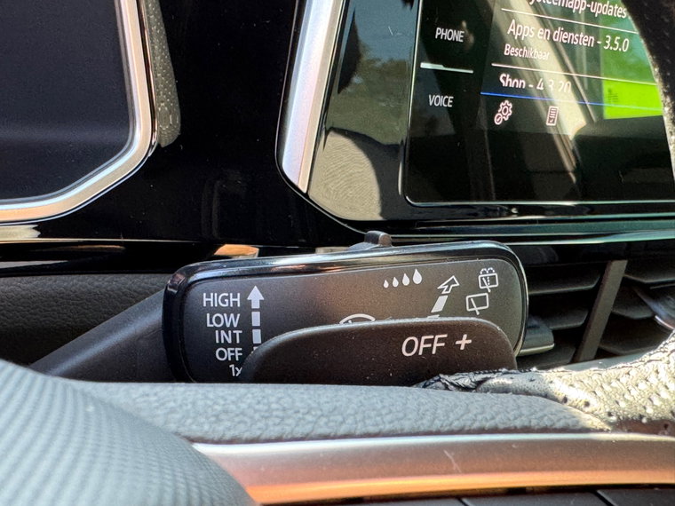 Vehicle Image 40