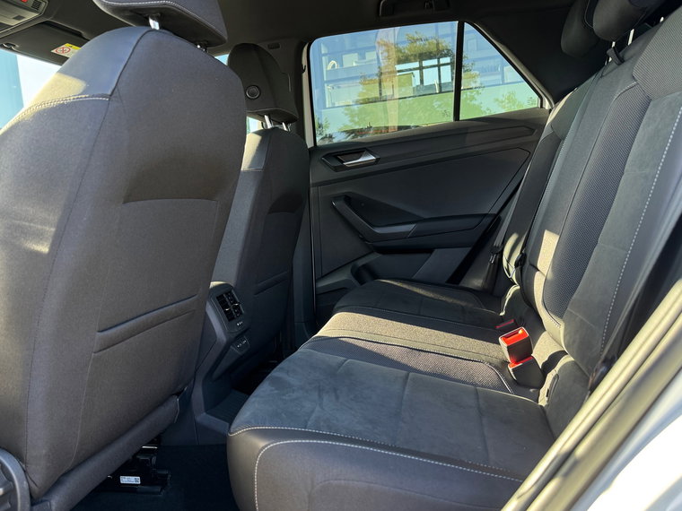Vehicle Image 41