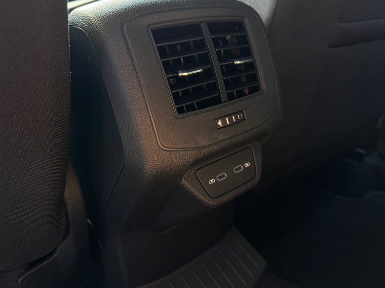 Vehicle Image 45