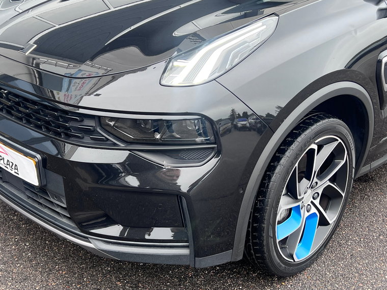 Vehicle Image 9