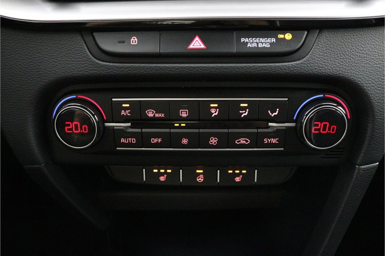 Vehicle Image 28