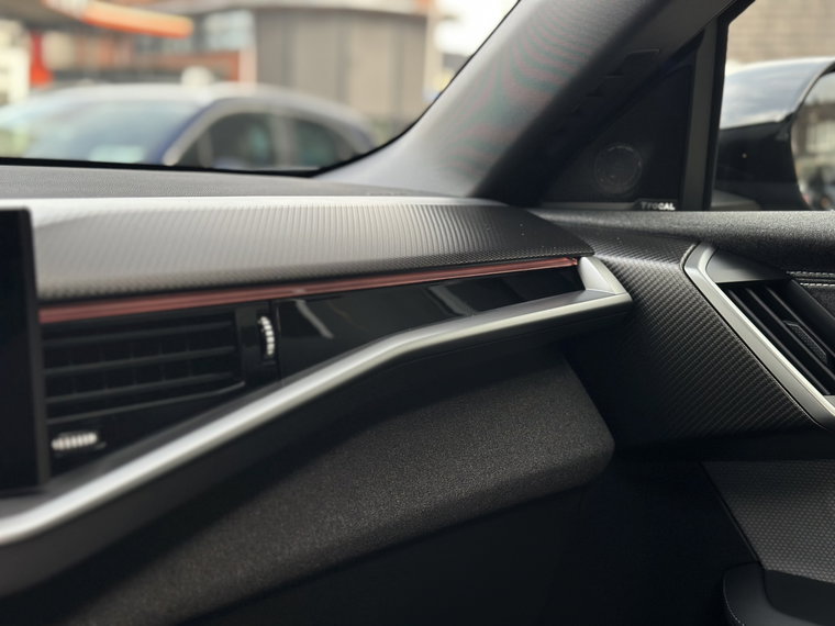 Vehicle Image 45