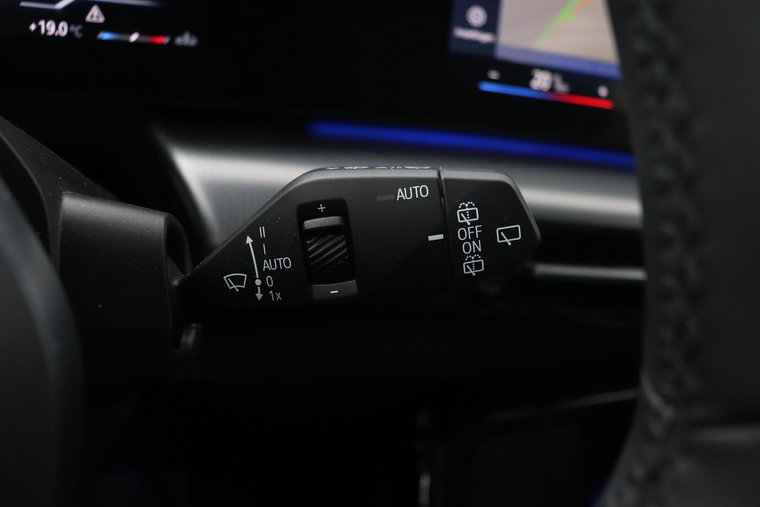 Vehicle Image 39