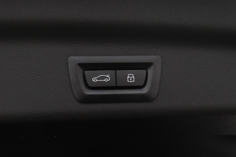 Vehicle Image 47