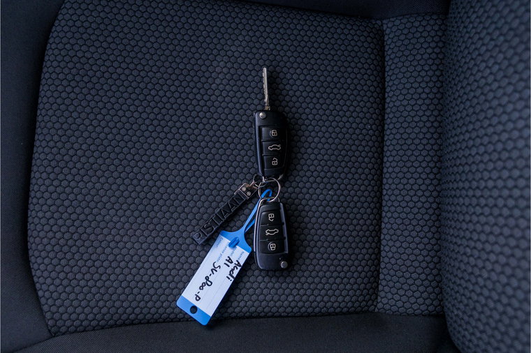 Vehicle Image 37