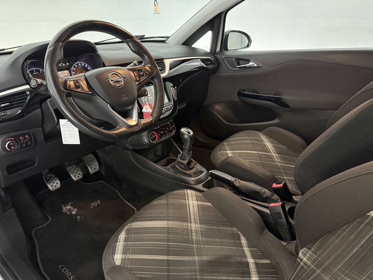 Vehicle Image 26