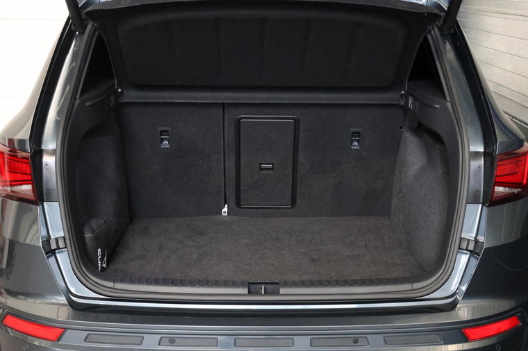 Vehicle Image 32