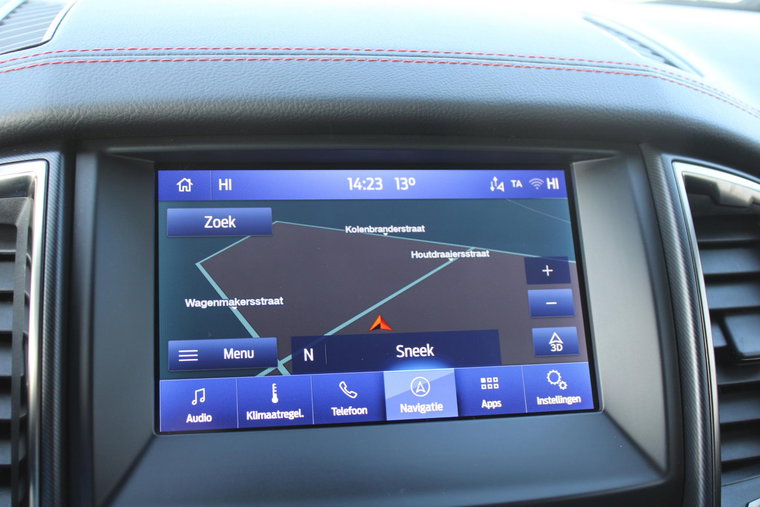 Vehicle Image 12