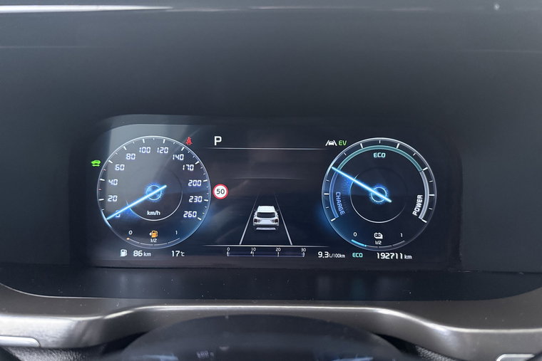 Vehicle Image 30