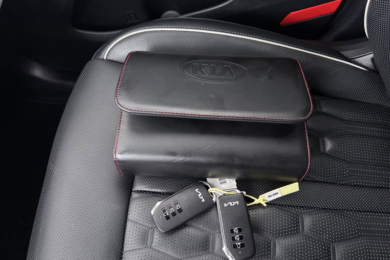 Vehicle Image 47