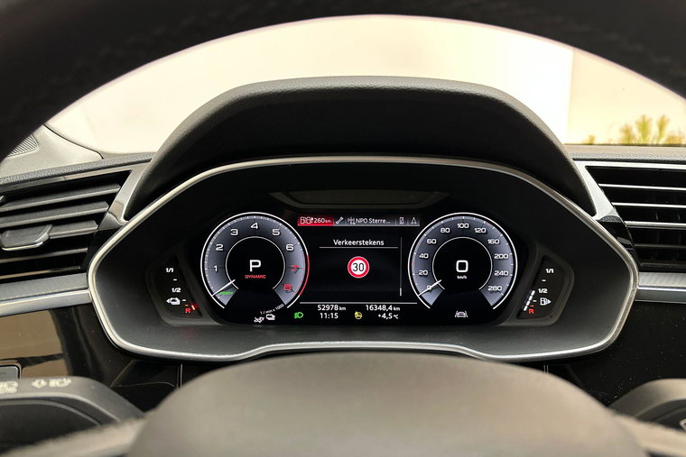 Vehicle Image 22